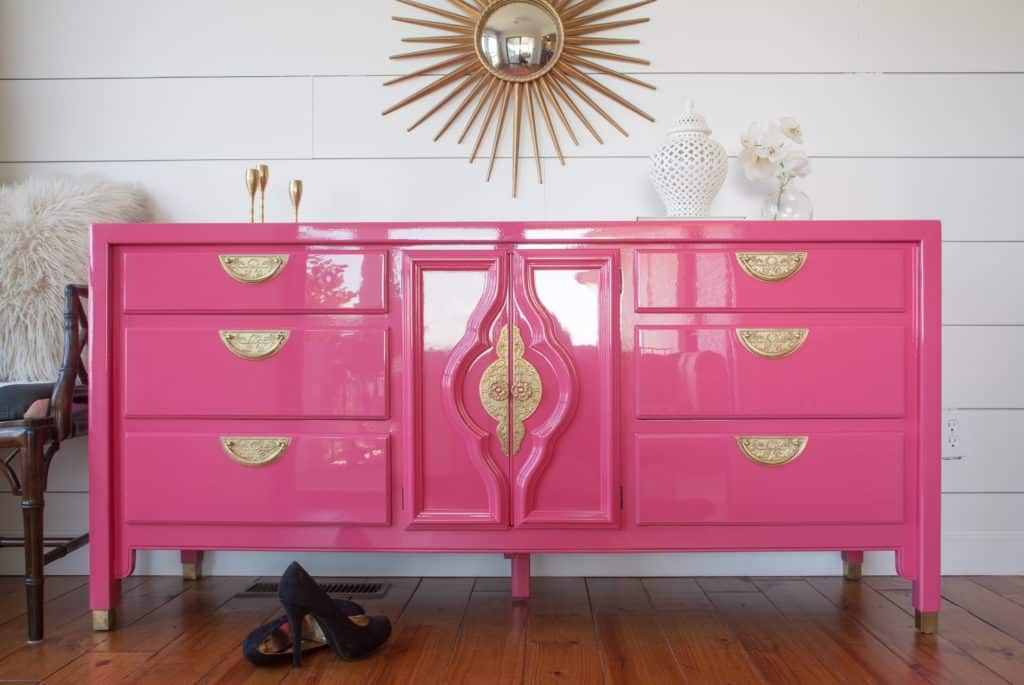 How to paint high gloss furniture, hot pink furniture, pink dresser, eros pink, peony pink, benjamin moore peony pink, pink paint colors, glossy furniture