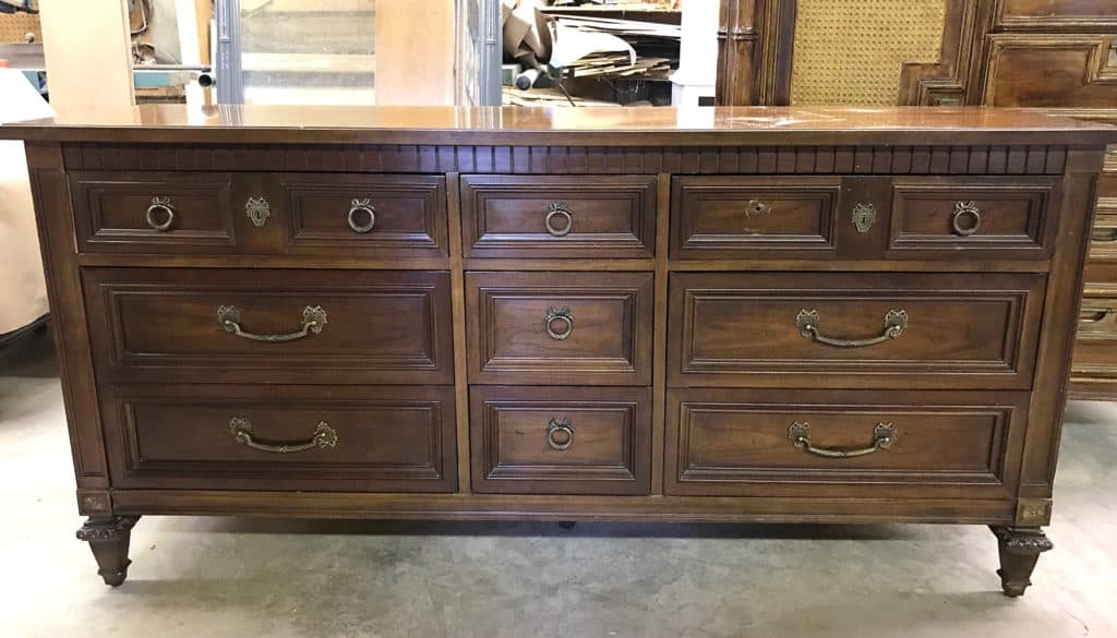 9 drawer vintage thomasville dresser