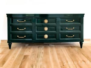 Fine Paints of Europe, Hollandlac Brilliant, how to spray glossy paint, glossiest paint, Green is the new black! How I painted this vintage American of Martinsville dresser. The brass hardware is to die for!