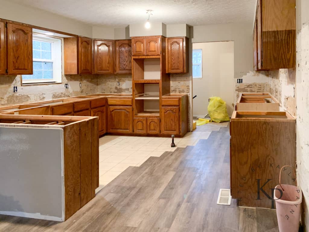 Kitchen Cabinets In Alabaster Painted By Kayla Payne