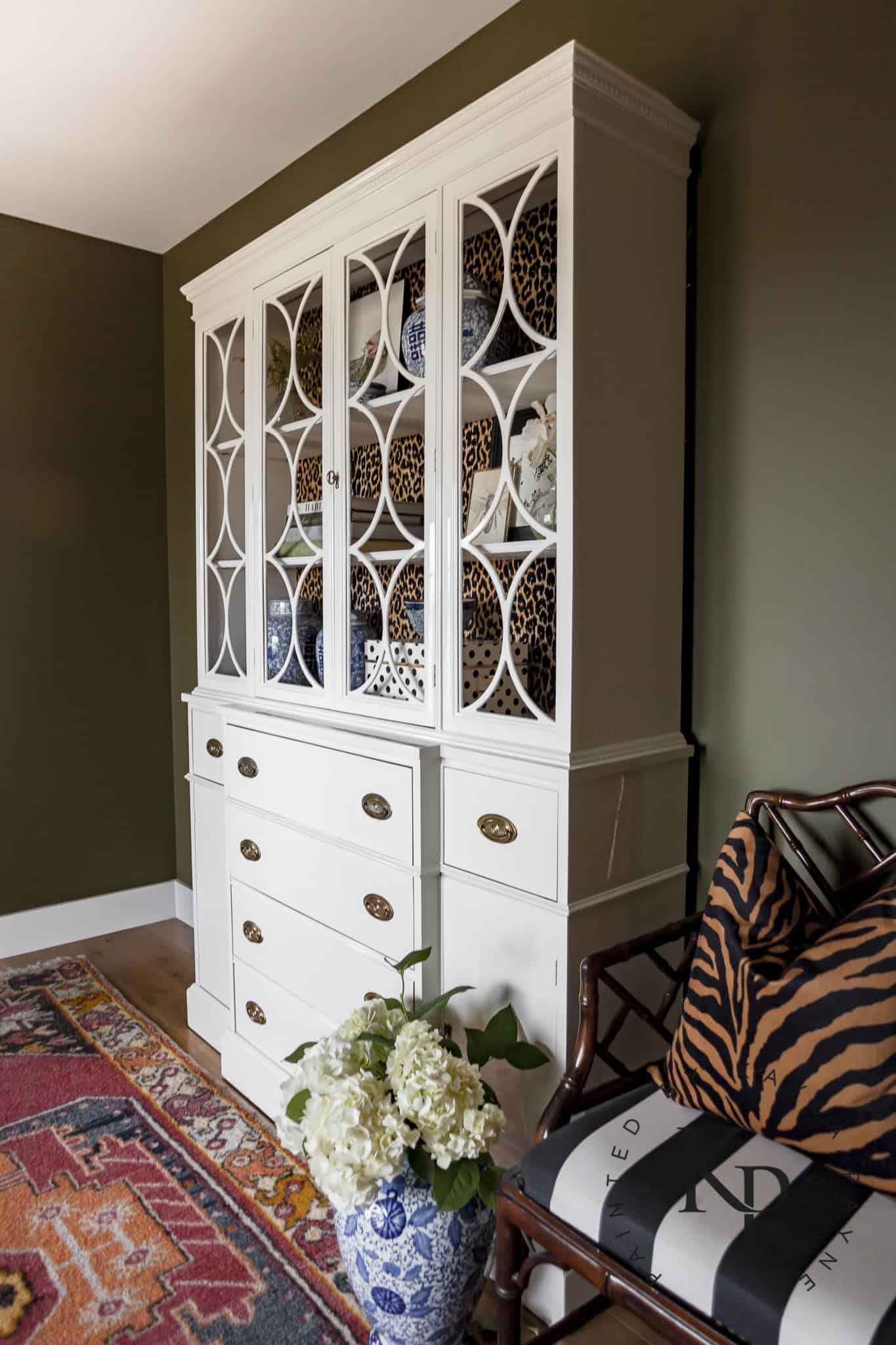 White China Cabinets