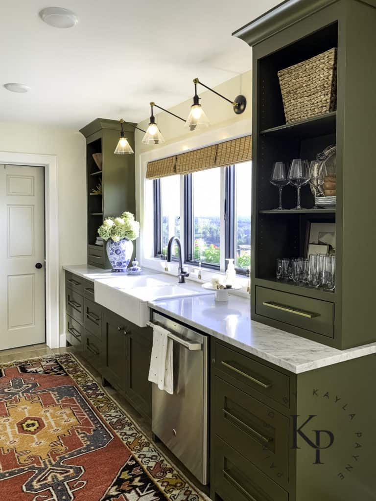 dark green kitchen cabinets