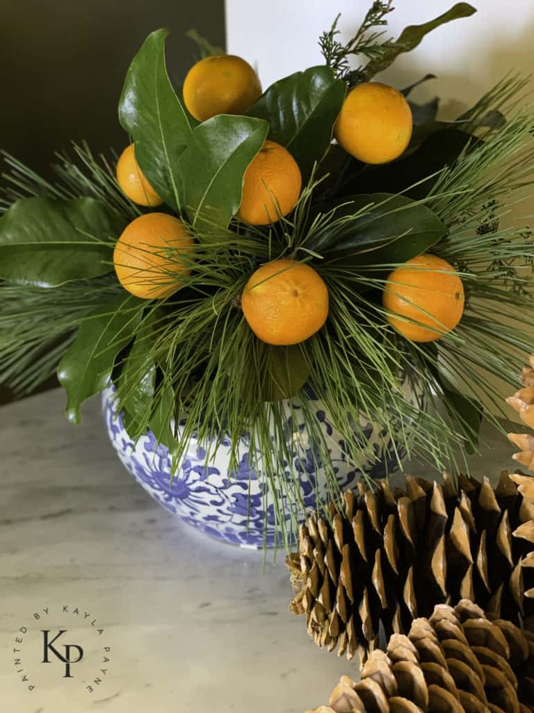 Christmas centerpiece with oranges.