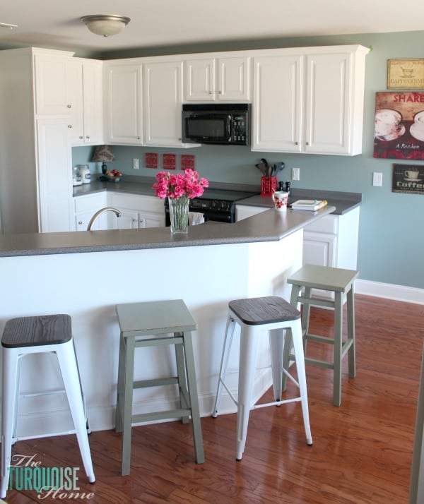 painted kitchen cabinets with benjamin moore simply white