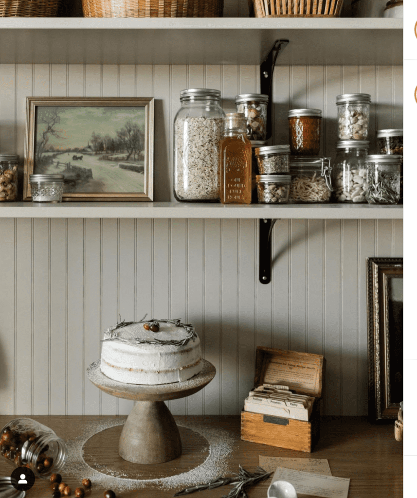 how to display food items in a pretty way in the kitchen