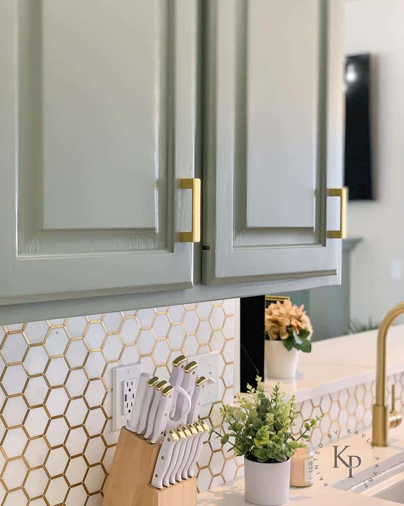 sherwin williams color of the year evergreen fog kitchen cabinets
