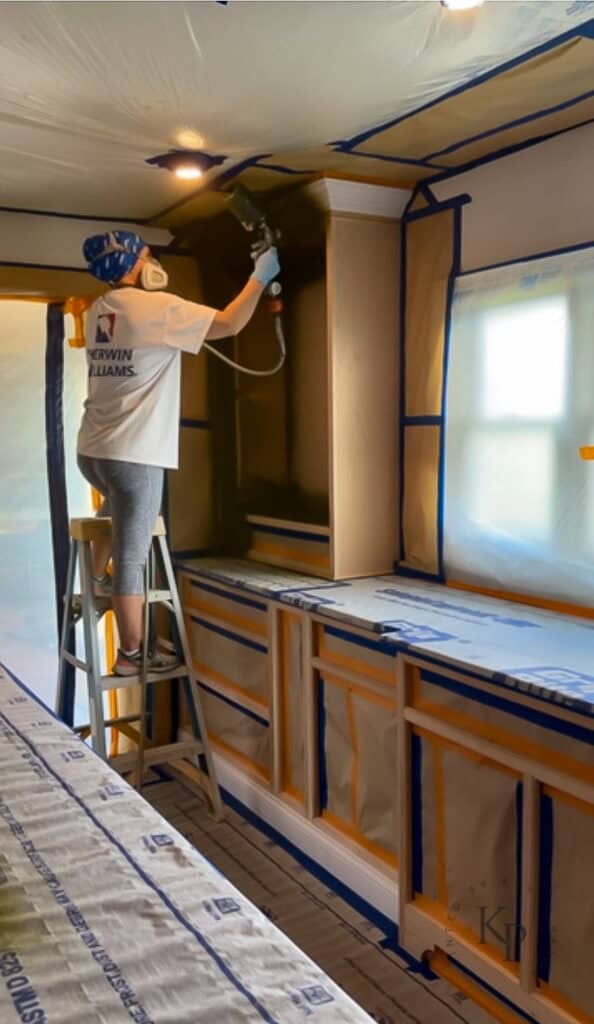 Spraying fine paints of europe oil undercoat