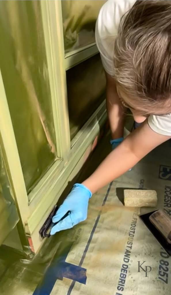 sanding oil base primer on cabinets