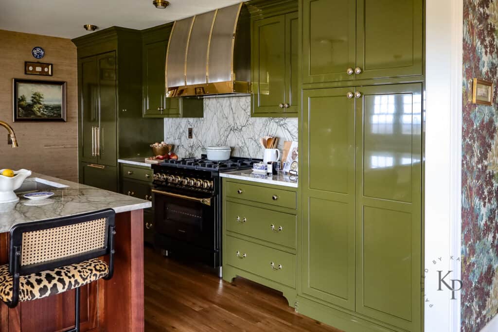 lacquered cabinets with brass hardware